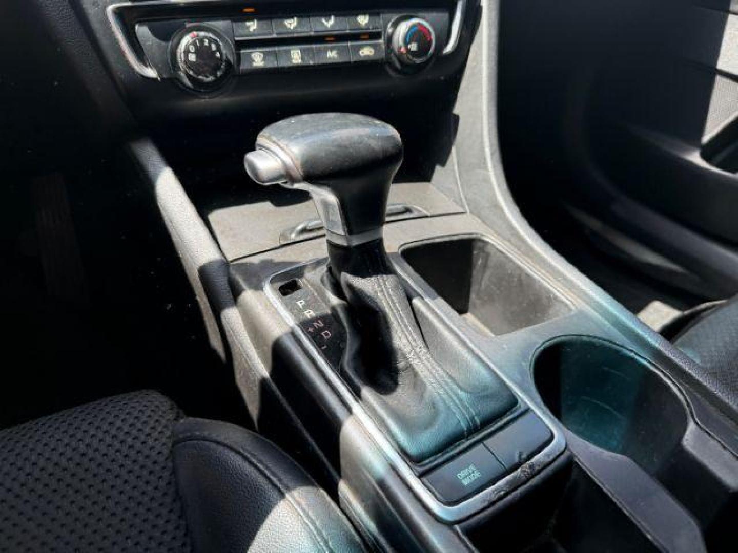 2018 WHITE Kia Optima LX (5XXGT4L38JG) with an 2.4L L4 DOHC 16V engine, 6-Speed Automatic transmission, located at 2715 W Pioneer Pkwy, Arlington, TX, 76013, (817) 265-9009, 32.710262, -97.153236 - Photo#16