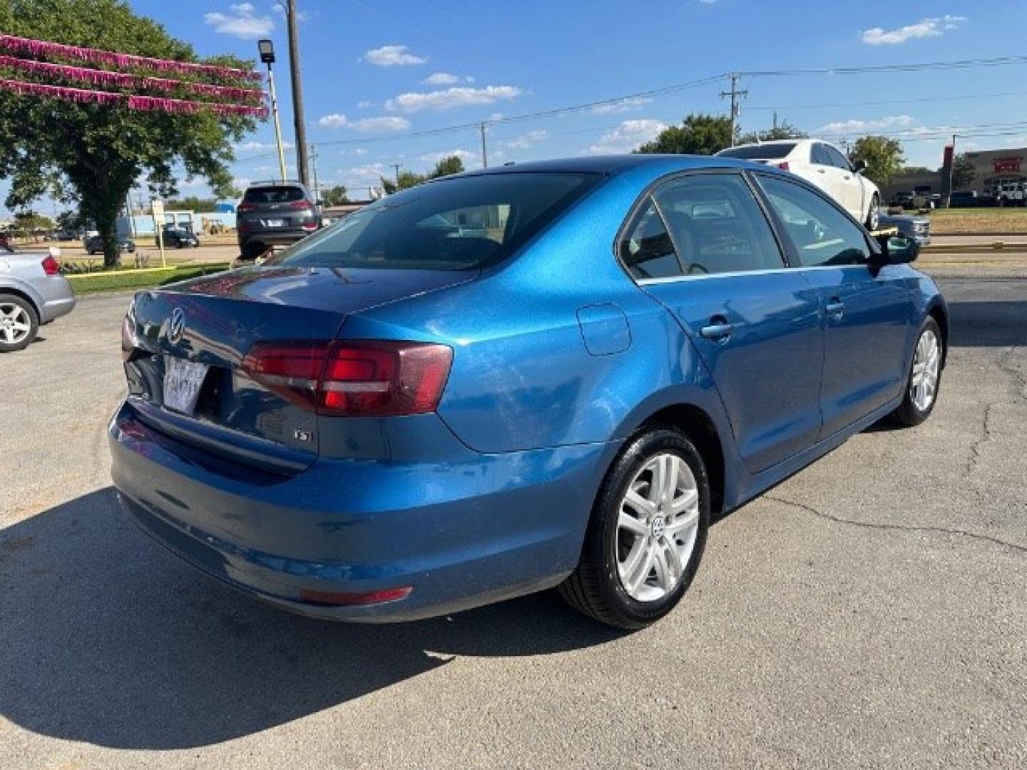 2017 BLUE Volkswagen Jetta 1.4T S 6A (3VW2B7AJ7HM) with an 1.4L L4 DOHC 16V engine, 6-Speed Automatic transmission, located at 2715 W Pioneer Pkwy, Arlington, TX, 76013, (817) 265-9009, 32.710262, -97.153236- Photo#5