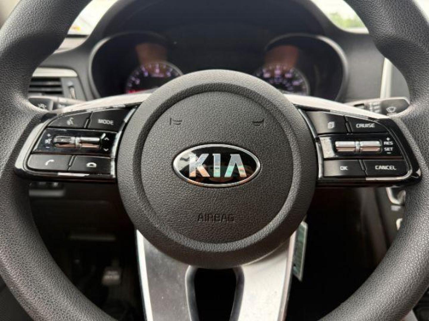 2020 GRAY Kia Optima LX (5XXGT4L34LG) with an Theta II 2.4L I-4 gasoline direct injection engine, located at 2715 W Pioneer Pkwy, Arlington, TX, 76013, (817) 265-9009, 32.710262, -97.153236 - Photo#19