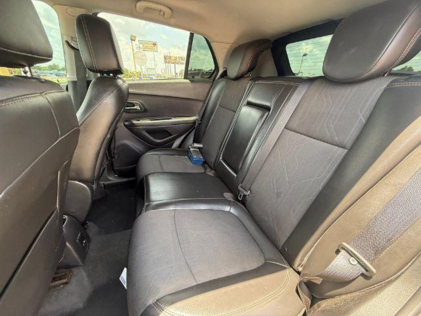 2018 GRAY Chevrolet Trax LT (3GNCJLSB5JL) with an ECOTEC 1.4L I-4 DOHC engine, located at 2715 W Pioneer Pkwy, Arlington, TX, 76013, (817) 265-9009, 32.710262, -97.153236 - Photo#10