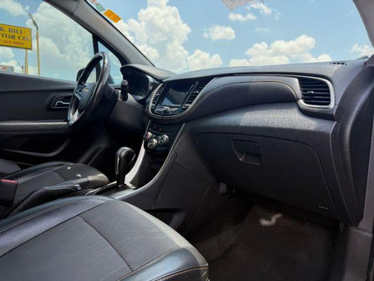 2018 GRAY Chevrolet Trax LT (3GNCJLSB5JL) with an ECOTEC 1.4L I-4 DOHC engine, located at 2715 W Pioneer Pkwy, Arlington, TX, 76013, (817) 265-9009, 32.710262, -97.153236 - Photo#13