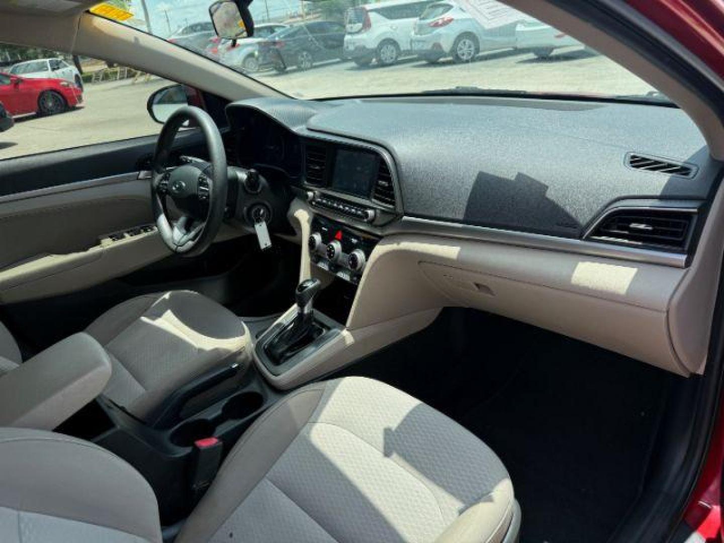 2019 RED Hyundai Elantra SEL (5NPD84LFXKH) with an Nu 2L I-4 DOHC engine, located at 2715 W Pioneer Pkwy, Arlington, TX, 76013, (817) 265-9009, 32.710262, -97.153236 - Photo#14