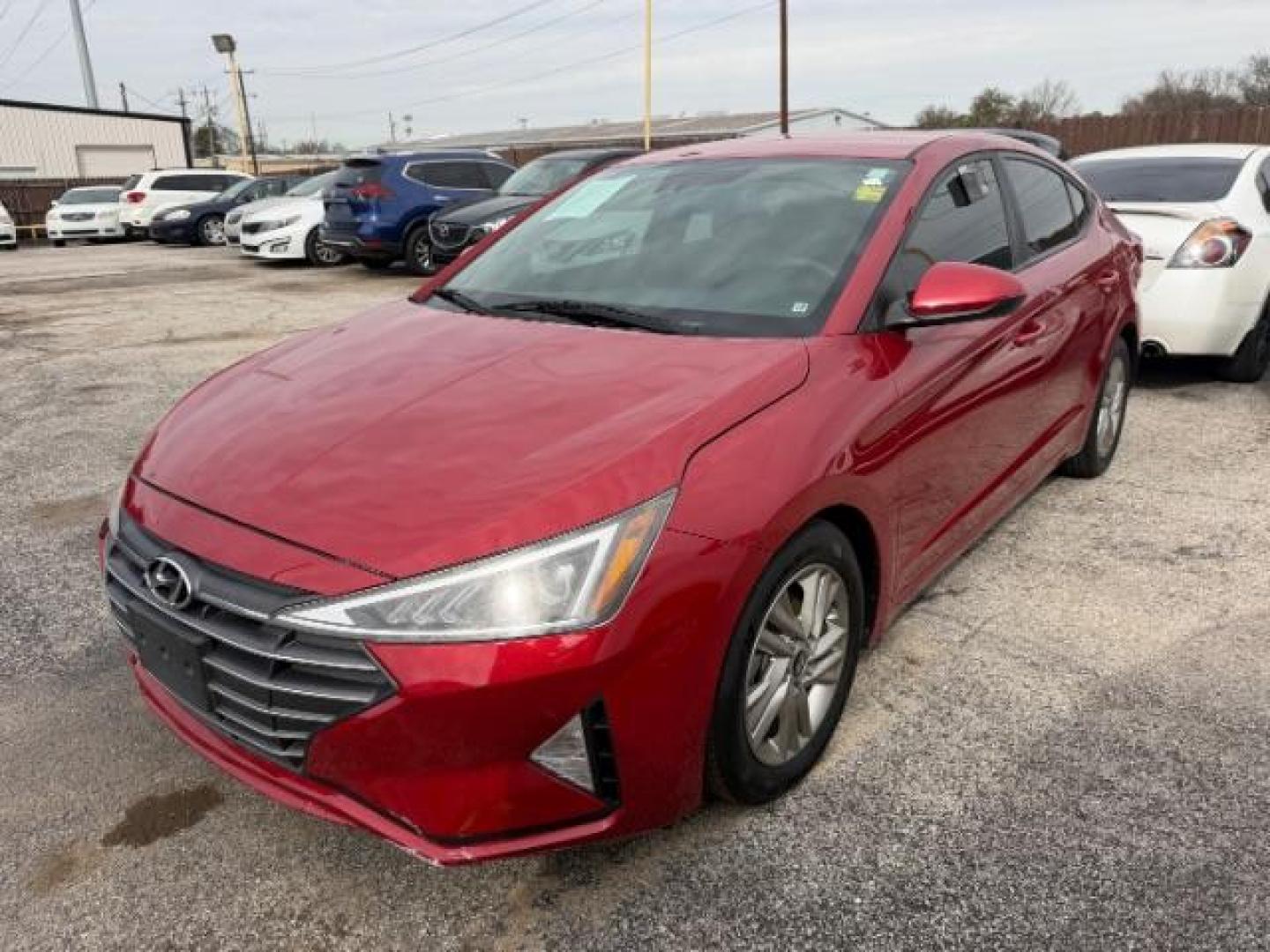 2019 RED Hyundai Elantra SEL (5NPD84LFXKH) with an Nu 2L I-4 DOHC engine, located at 2715 W Pioneer Pkwy, Arlington, TX, 76013, (817) 265-9009, 32.710262, -97.153236 - Photo#22