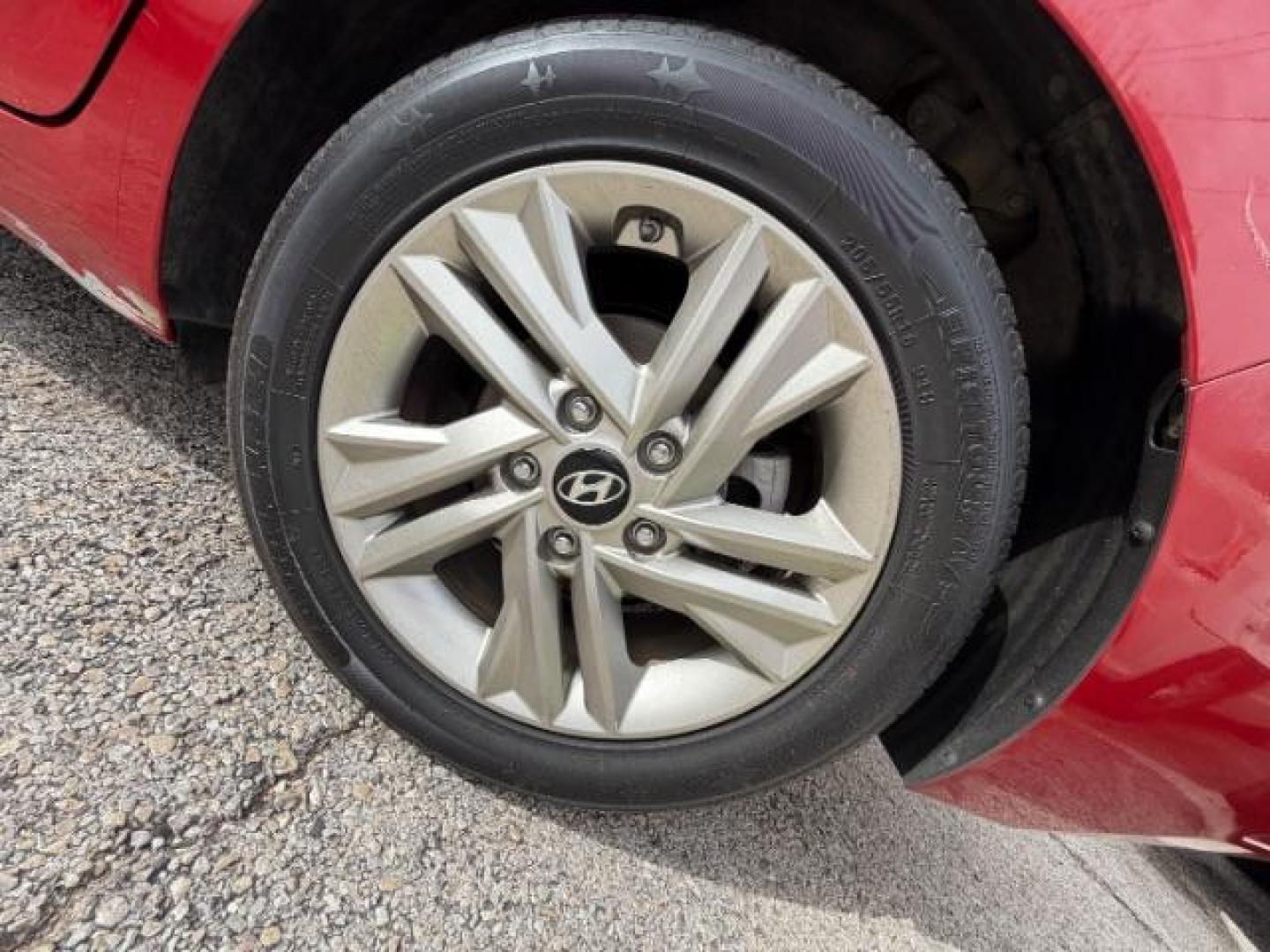 2019 RED Hyundai Elantra SEL (5NPD84LFXKH) with an Nu 2L I-4 DOHC engine, located at 2715 W Pioneer Pkwy, Arlington, TX, 76013, (817) 265-9009, 32.710262, -97.153236 - Photo#29