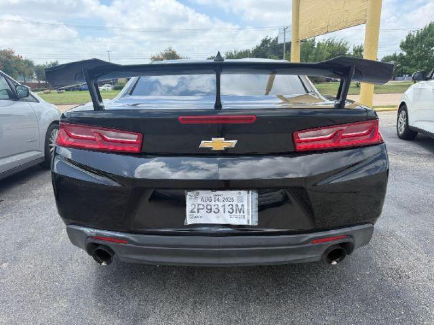 2018 BLACK Chevrolet Camaro 1LT (1G1FB1RX2J0) with an 2L I-4 gasoline direct injection engine, located at 2715 W Pioneer Pkwy, Arlington, TX, 76013, (817) 265-9009, 32.710262, -97.153236 - Photo#6