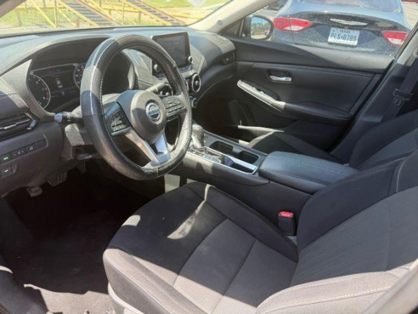2020 BLACK Nissan Sentra SV Xtronic CVT (3N1AB8CV8LY) with an 2L I-4 gasoline direct injection engine, located at 2715 W Pioneer Pkwy, Arlington, TX, 76013, (817) 265-9009, 32.710262, -97.153236 - Photo#15
