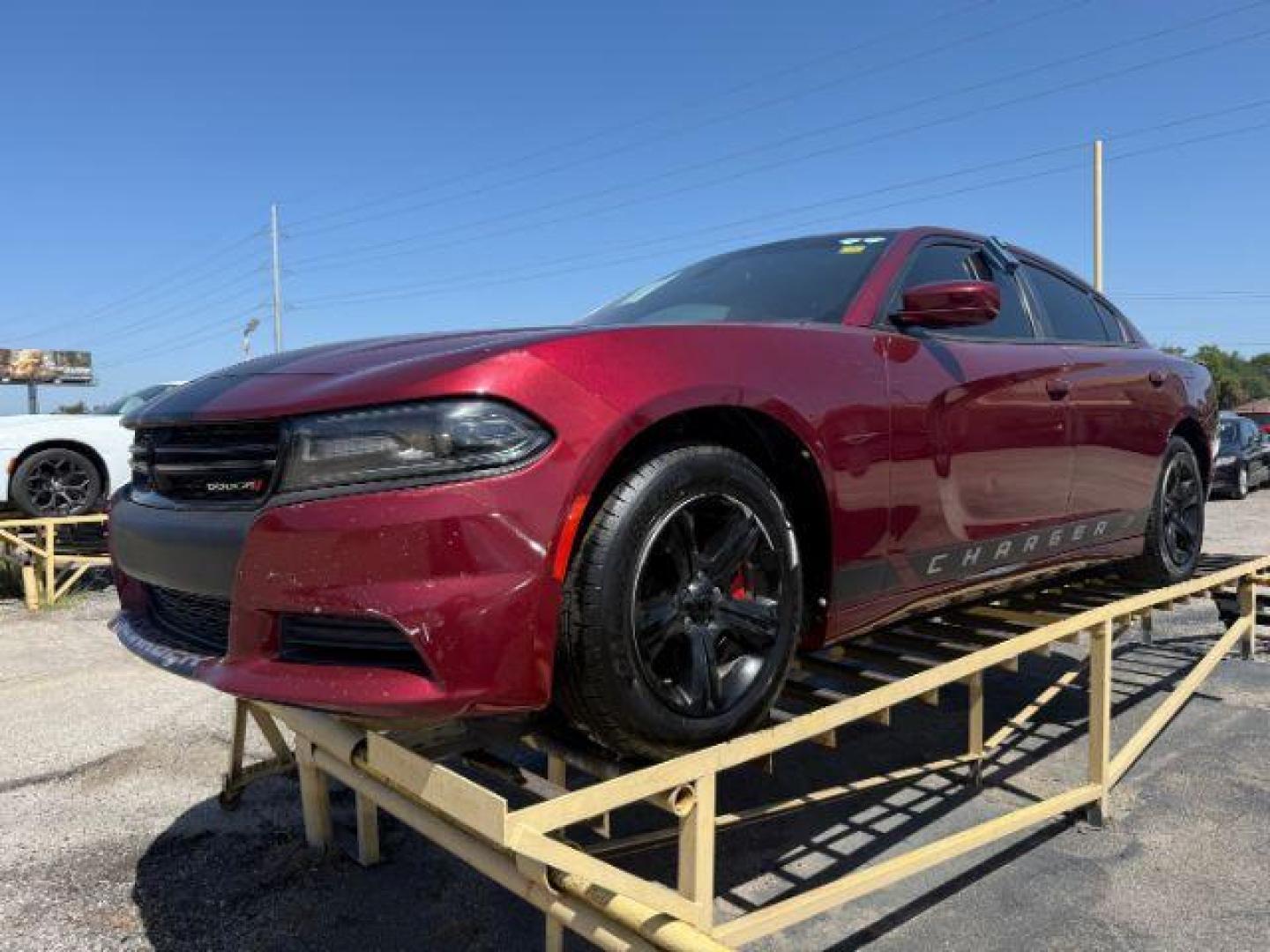 2020 RED Dodge Charger SXT RWD (2C3CDXBG1LH) with an Pentastar 3.6L V-6 DOHC engine, located at 2715 W Pioneer Pkwy, Arlington, TX, 76013, (817) 265-9009, 32.710262, -97.153236 - Photo#3