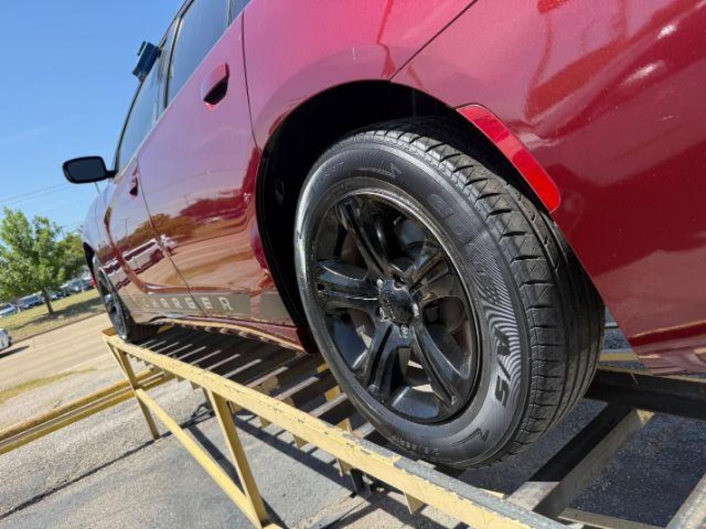 2020 RED Dodge Charger SXT RWD (2C3CDXBG1LH) with an Pentastar 3.6L V-6 DOHC engine, located at 2715 W Pioneer Pkwy, Arlington, TX, 76013, (817) 265-9009, 32.710262, -97.153236 - Photo#9