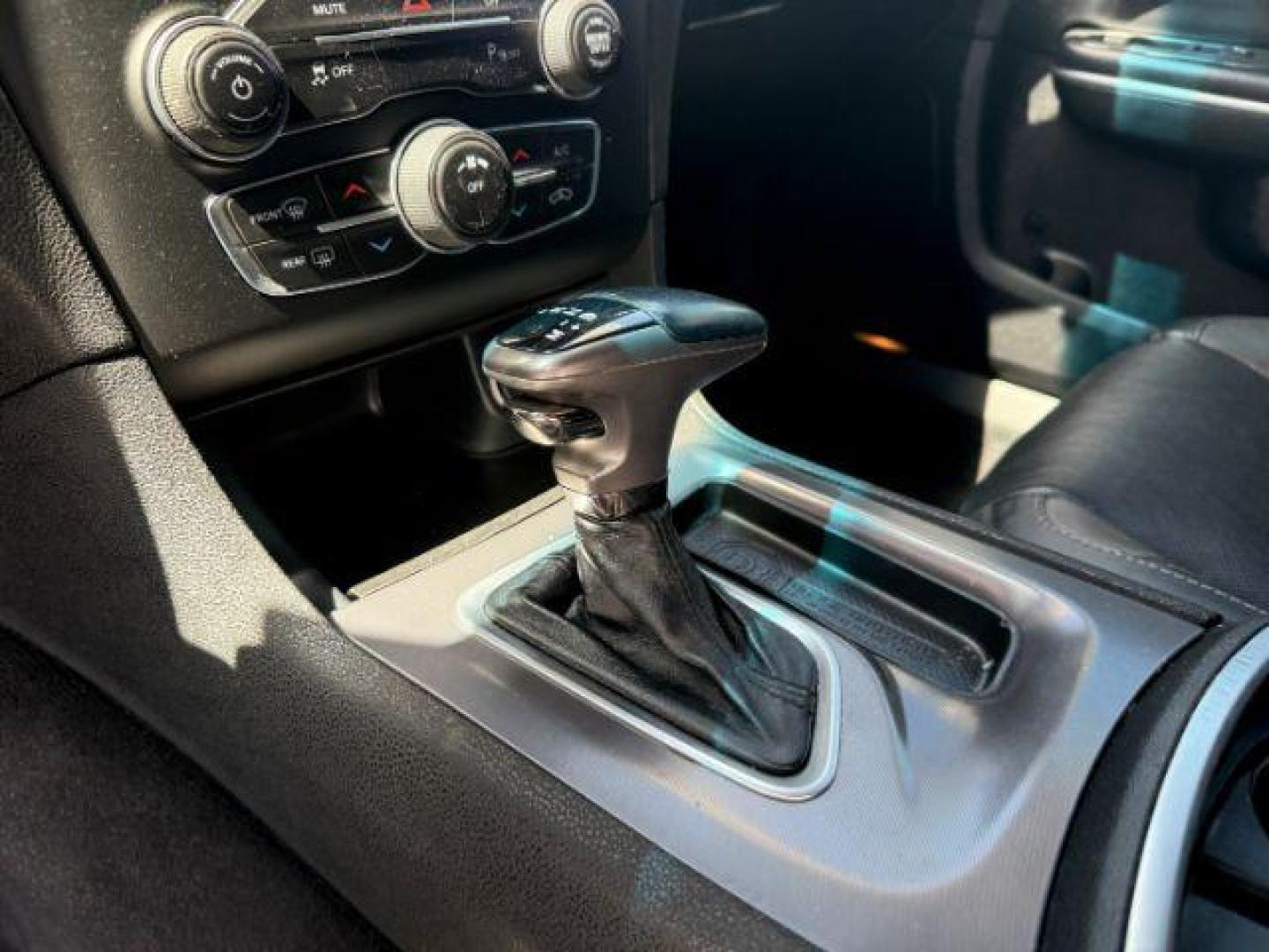 2020 RED Dodge Charger SXT RWD (2C3CDXBG1LH) with an Pentastar 3.6L V-6 DOHC engine, located at 2715 W Pioneer Pkwy, Arlington, TX, 76013, (817) 265-9009, 32.710262, -97.153236 - Photo#17