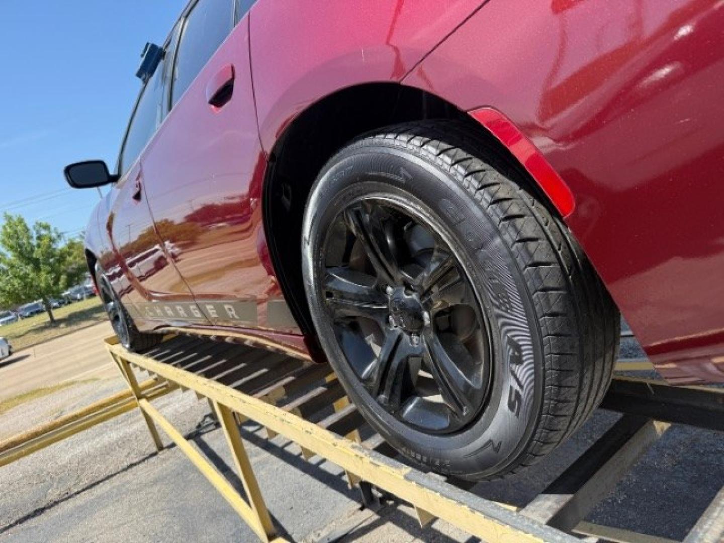 2020 RED Dodge Charger SXT RWD (2C3CDXBG1LH) with an Pentastar 3.6L V-6 D engine, located at 2715 W Pioneer Pkwy, Arlington, TX, 76013, (817) 265-9009, 32.710262, -97.153236- Photo#7