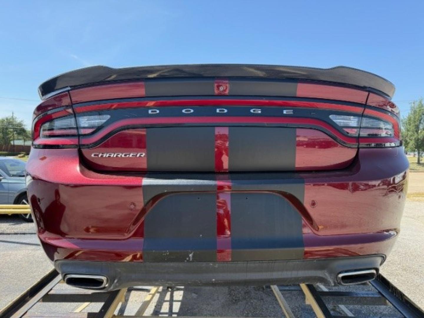 2020 RED Dodge Charger SXT RWD (2C3CDXBG1LH) with an Pentastar 3.6L V-6 D engine, located at 2715 W Pioneer Pkwy, Arlington, TX, 76013, (817) 265-9009, 32.710262, -97.153236- Photo#8