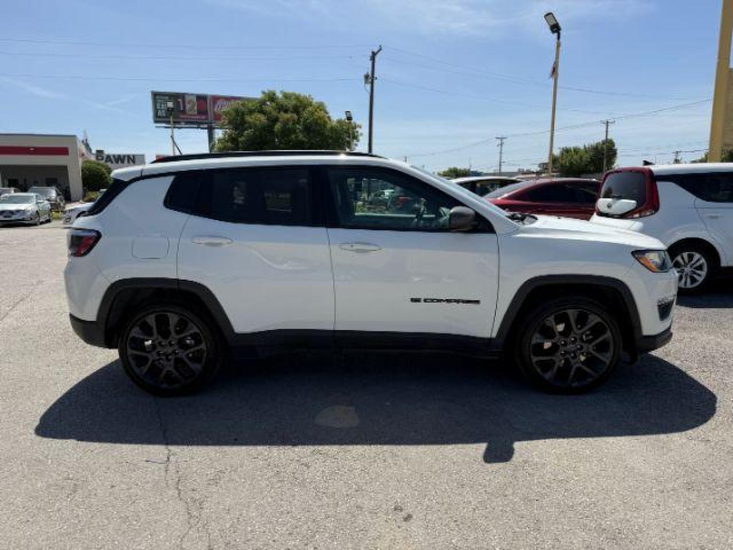 2021 WHITE Jeep Compass 80th Anniversary FWD (3C4NJCEBXMT) with an 2.4L I-4 variable valve control engine, located at 2715 W Pioneer Pkwy, Arlington, TX, 76013, (817) 265-9009, 32.710262, -97.153236 - Photo#6