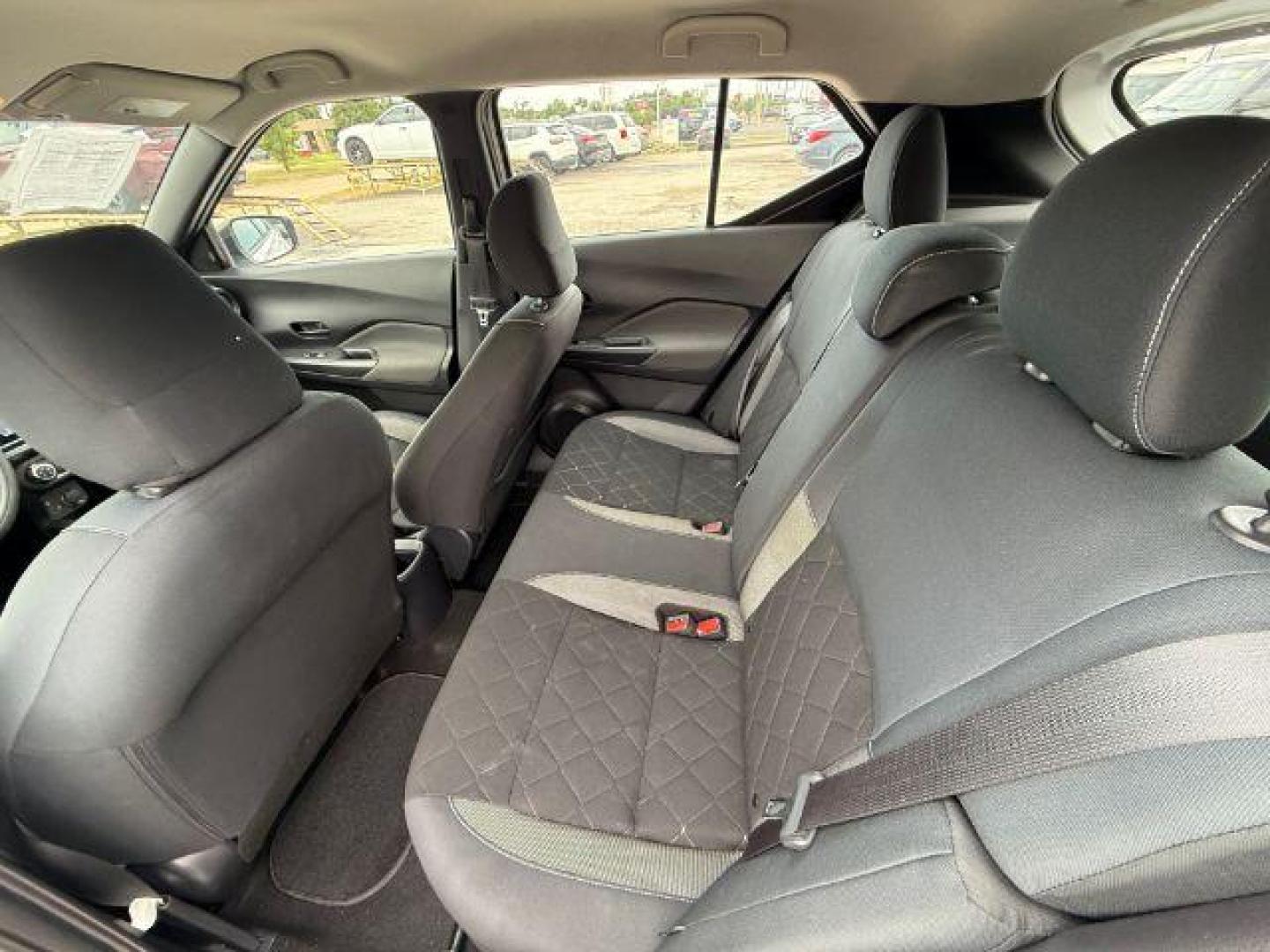 2020 WHITE Nissan Kicks S Xtronic CVT (3N1CP5BVXLL) with an 1.6L I-4 DOHC engine, located at 2715 W Pioneer Pkwy, Arlington, TX, 76013, (817) 265-9009, 32.710262, -97.153236 - Photo#12