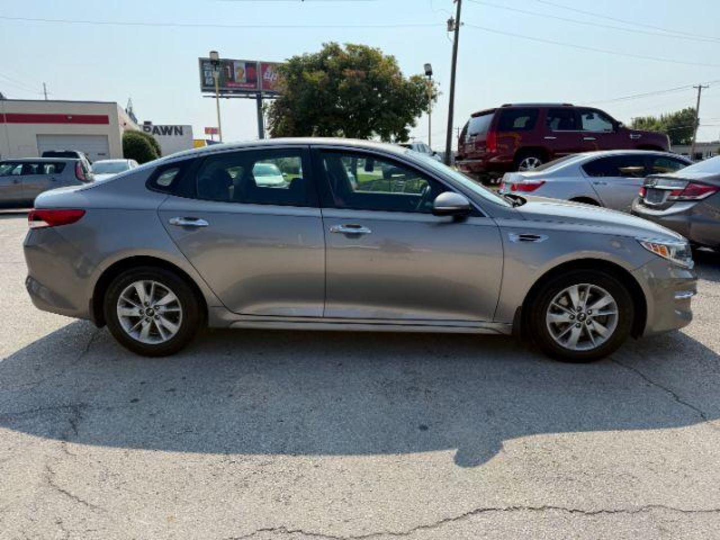 2016 GRAY Kia Optima LX (5XXGT4L31GG) with an Theta II 2.4L I-4 gasoline direct injection engine, located at 2715 W Pioneer Pkwy, Arlington, TX, 76013, (817) 265-9009, 32.710262, -97.153236 - Photo#6
