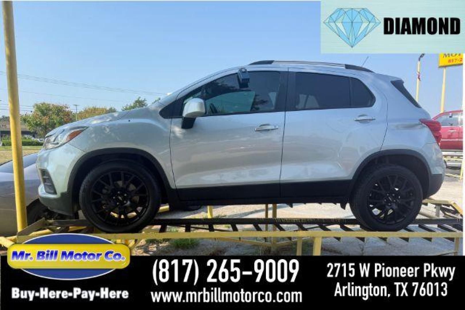 2021 SILVER Chevrolet Trax FWD LT (KL7CJLSB2MB) , located at 2715 W Pioneer Pkwy, Arlington, TX, 76013, (817) 265-9009, 32.710262, -97.153236 - Photo#0