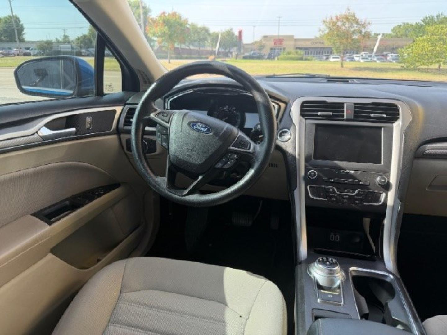 2019 BLUE Ford Fusion SE (3FA6P0T95KR) with an EcoBoost 2L I-4 gaso engine, located at 2715 W Pioneer Pkwy, Arlington, TX, 76013, (817) 265-9009, 32.710262, -97.153236- Photo#13