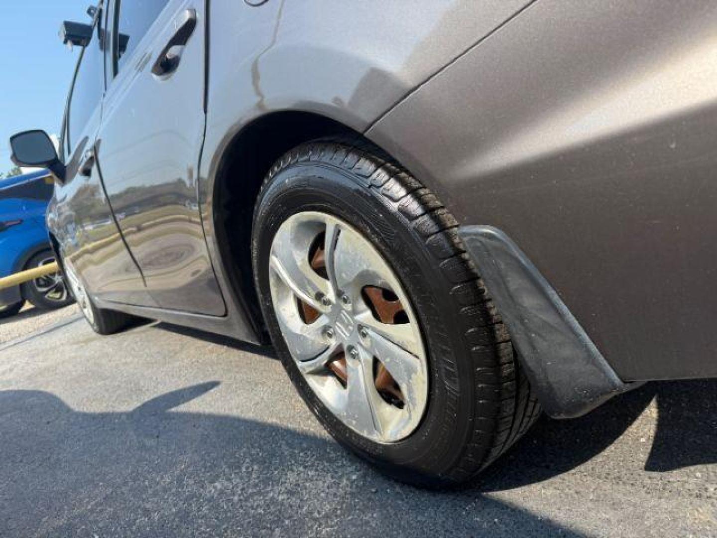 2013 BROWN Honda Civic LX (2HGFB2F55DH) with an 1.8L I-4 i-VTEC variable valve control engine, located at 2715 W Pioneer Pkwy, Arlington, TX, 76013, (817) 265-9009, 32.710262, -97.153236 - Photo#8