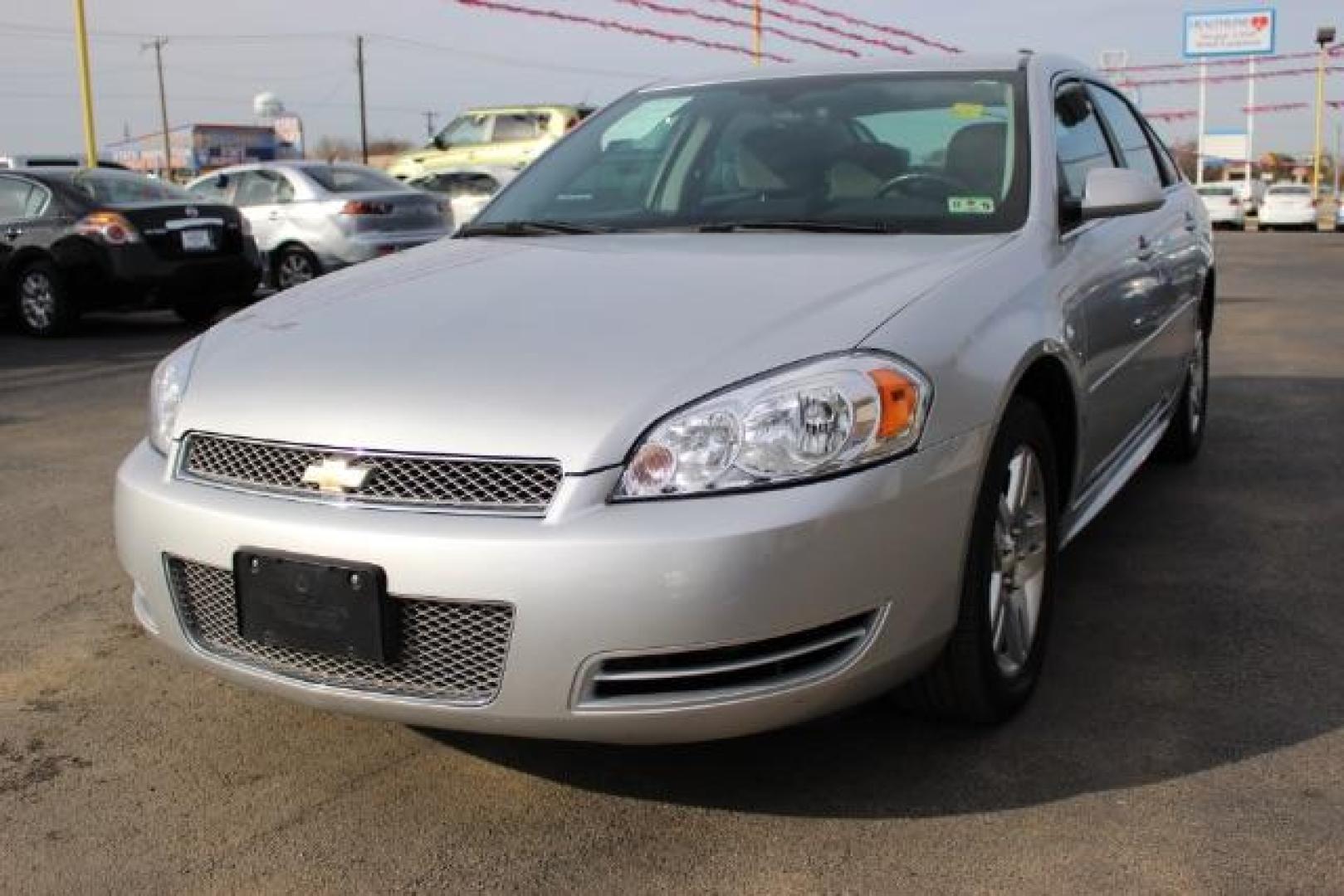 2009 SILVER Chevrolet Impala LS (2G1WB57K391) with an 3.5L V6 OHV 16V FFV engine, 4-Speed Automatic transmission, located at 2715 W Pioneer Pkwy, Arlington, TX, 76013, (817) 265-9009, 32.710262, -97.153236 - Photo#2