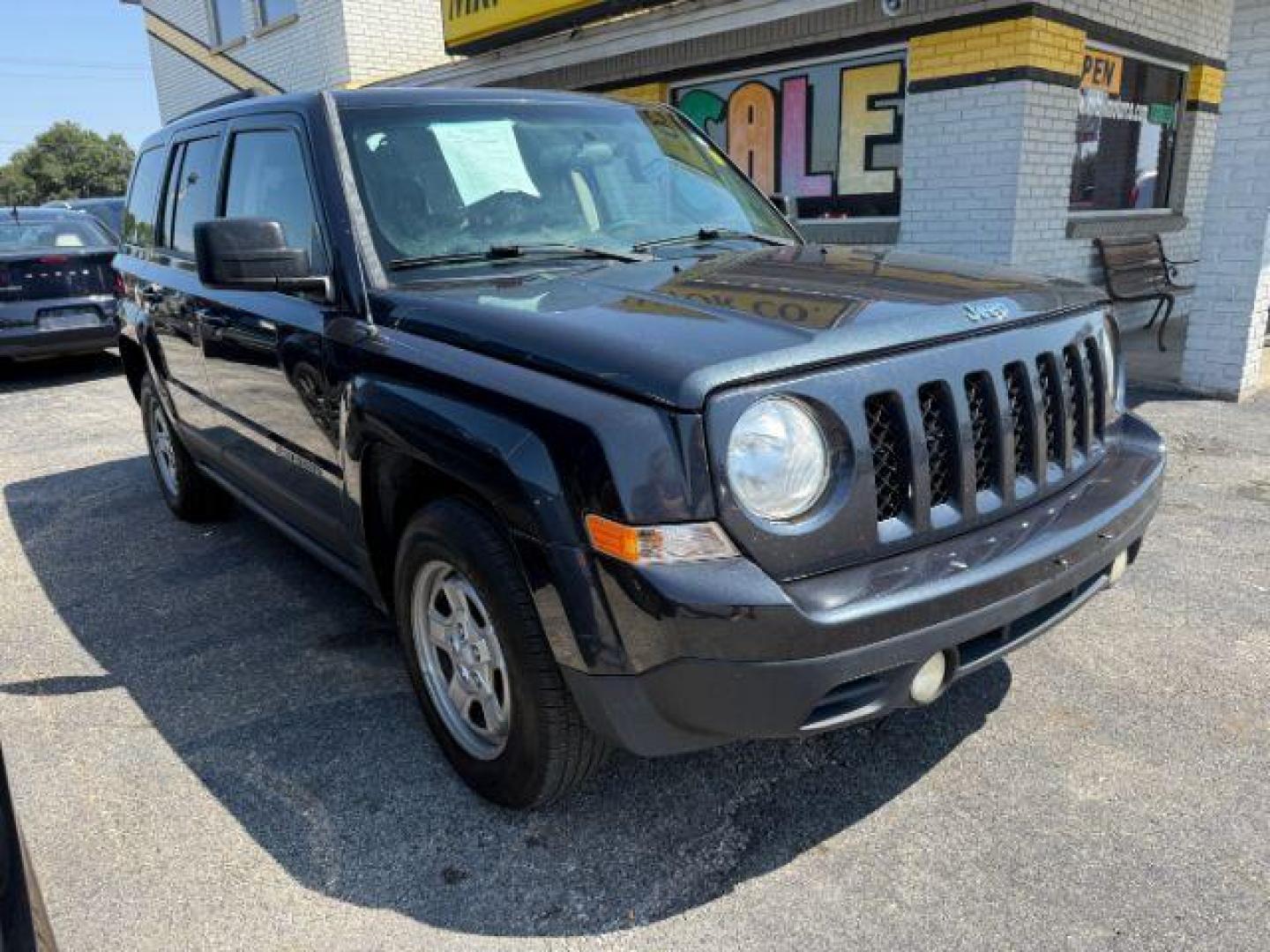 2015 BLUE Jeep Patriot Sport (1C4NJPBB5FD) , located at 2715 W Pioneer Pkwy, Arlington, TX, 76013, (817) 265-9009, 32.710262, -97.153236 - Photo#5