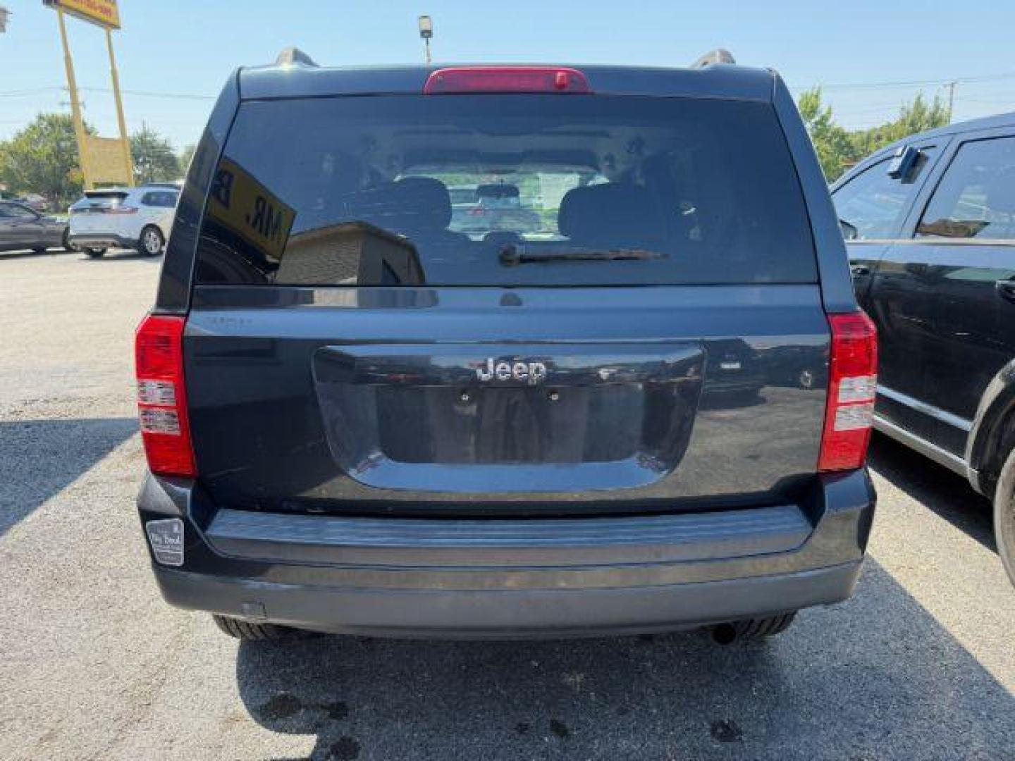 2015 BLUE Jeep Patriot Sport (1C4NJPBB5FD) , located at 2715 W Pioneer Pkwy, Arlington, TX, 76013, (817) 265-9009, 32.710262, -97.153236 - Photo#8