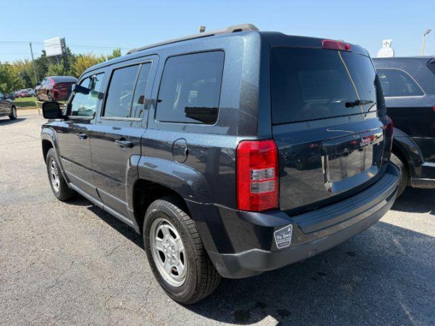 2015 BLUE Jeep Patriot Sport (1C4NJPBB5FD) , located at 2715 W Pioneer Pkwy, Arlington, TX, 76013, (817) 265-9009, 32.710262, -97.153236 - Photo#9