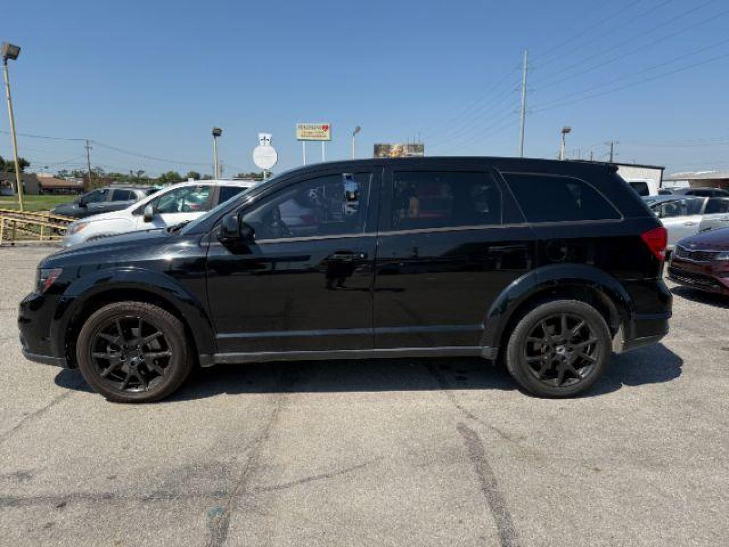 2018 BLACK Dodge Journey GT (3C4PDCEG9JT) with an 3.6L V6 DOHC 24V engine, 6-Speed Automatic transmission, located at 2715 W Pioneer Pkwy, Arlington, TX, 76013, (817) 265-9009, 32.710262, -97.153236 - Photo#2