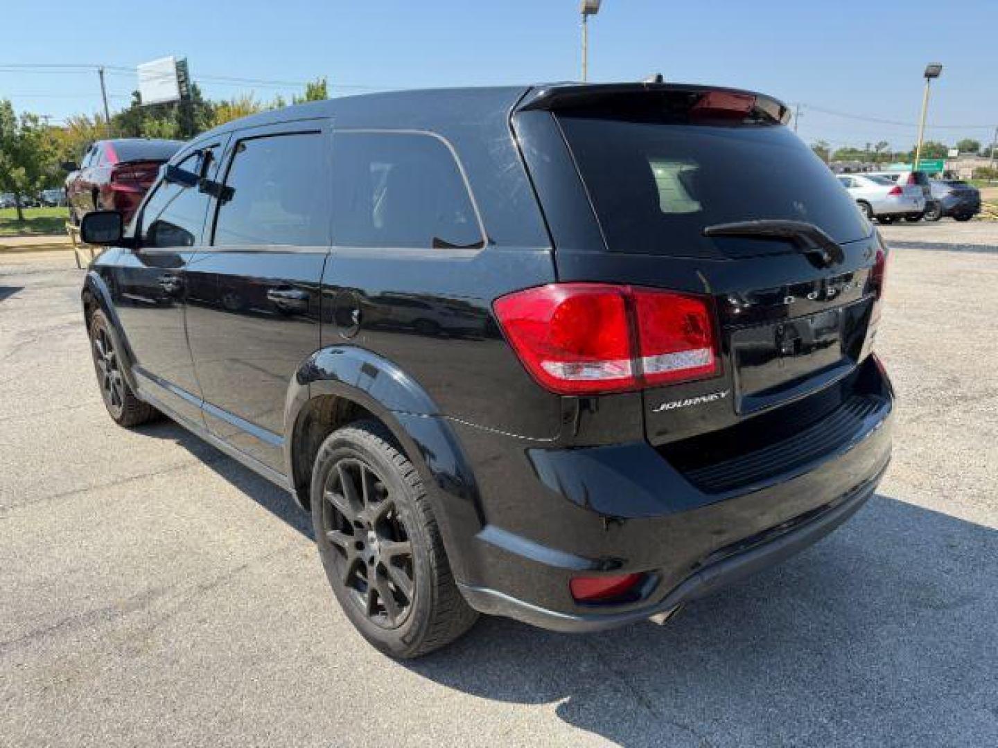 2018 BLACK Dodge Journey GT (3C4PDCEG9JT) with an 3.6L V6 DOHC 24V engine, 6-Speed Automatic transmission, located at 2715 W Pioneer Pkwy, Arlington, TX, 76013, (817) 265-9009, 32.710262, -97.153236 - Photo#9