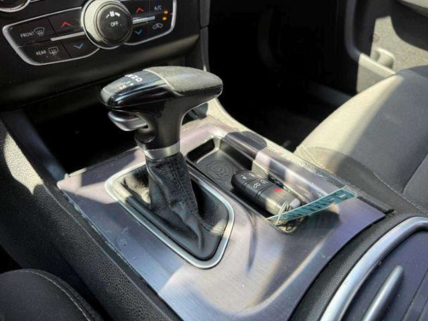 2017 GRAY Dodge Charger SE RWD (2C3CDXBG6HH) with an Pentastar 3.6L V-6 DOHC engine, located at 2715 W Pioneer Pkwy, Arlington, TX, 76013, (817) 265-9009, 32.710262, -97.153236 - Photo#16