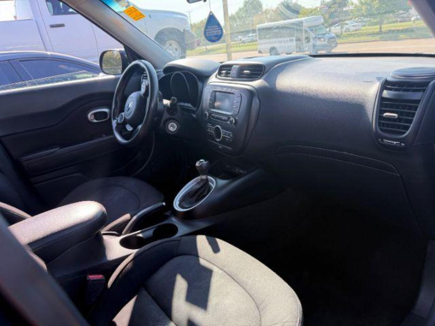 2017 GRAY Kia Soul + (KNDJP3A52H7) with an 2L I-4 gasoline direct injection engine, located at 2715 W Pioneer Pkwy, Arlington, TX, 76013, (817) 265-9009, 32.710262, -97.153236 - Photo#13