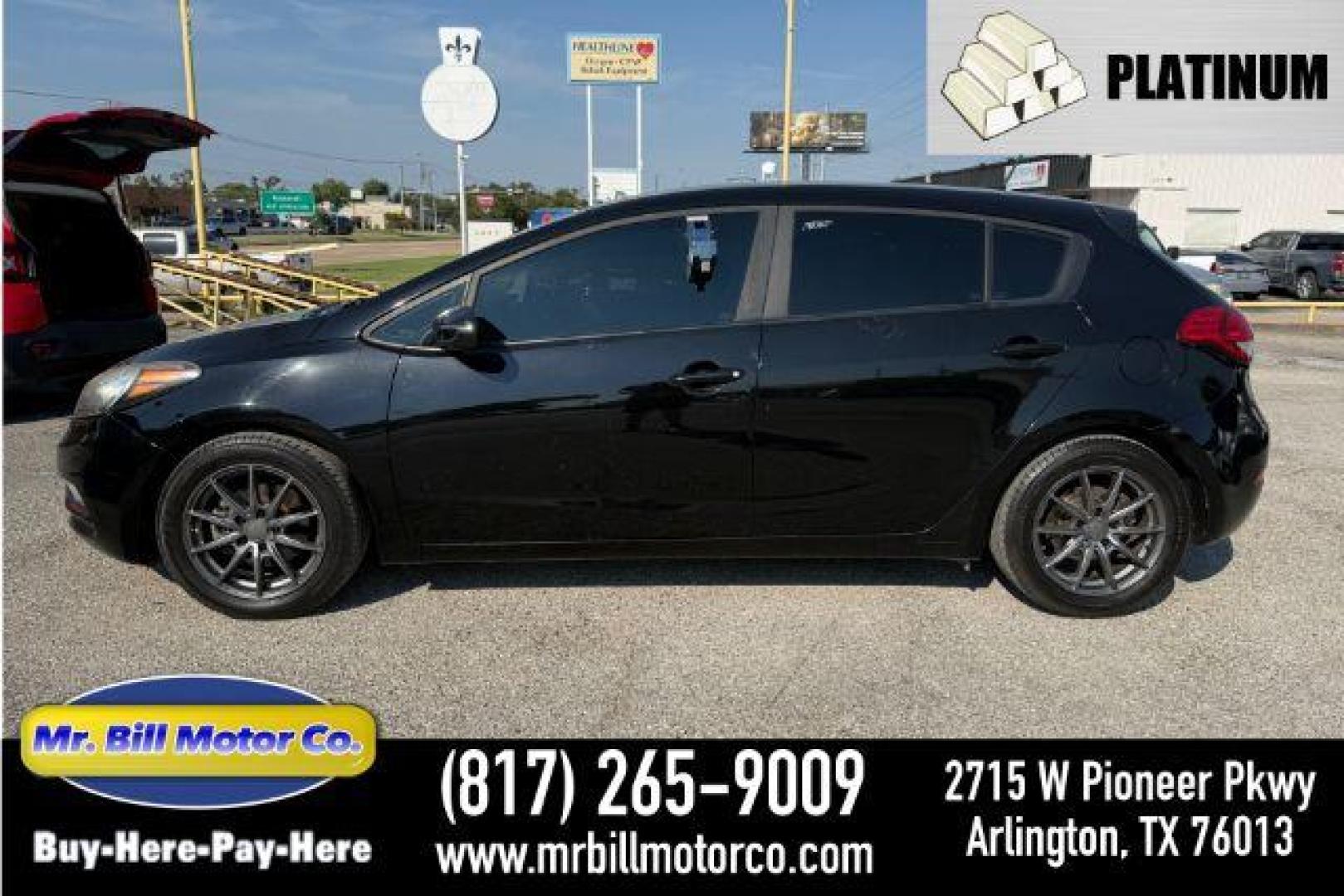 2016 BLACK Kia Forte LX (KNAFK5A89G5) with an 2L I-4 gasoline direct injection engine, located at 2715 W Pioneer Pkwy, Arlington, TX, 76013, (817) 265-9009, 32.710262, -97.153236 - Photo#0