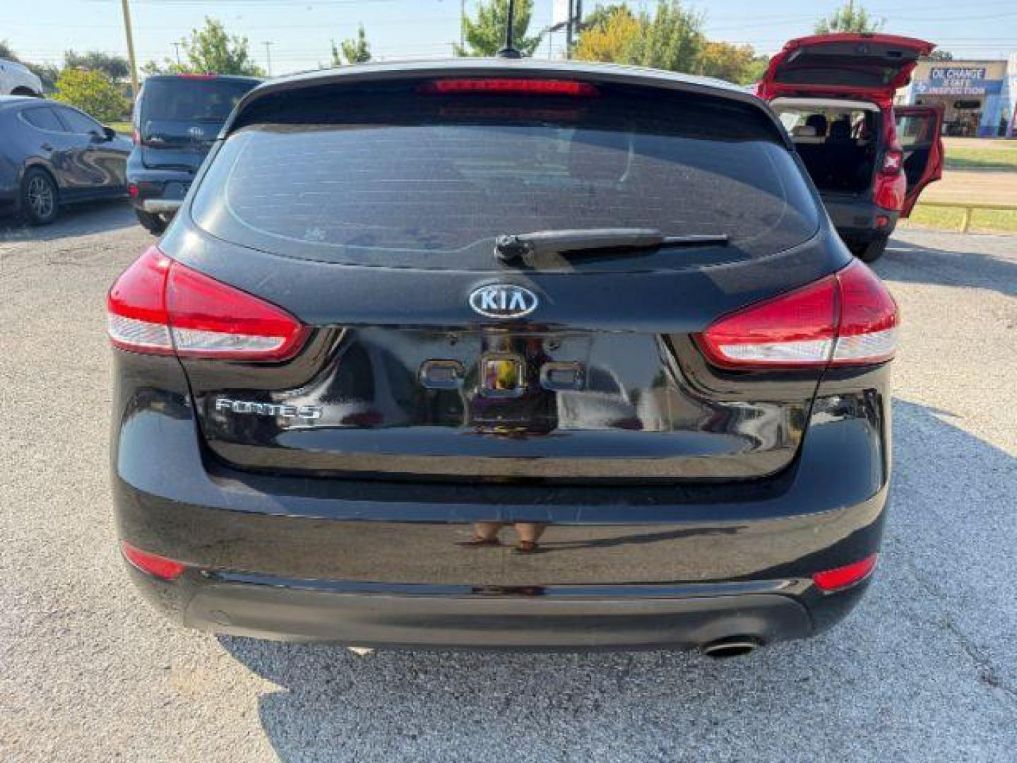 2016 BLACK Kia Forte LX (KNAFK5A89G5) with an 2L I-4 gasoline direct injection engine, located at 2715 W Pioneer Pkwy, Arlington, TX, 76013, (817) 265-9009, 32.710262, -97.153236 - Photo#8