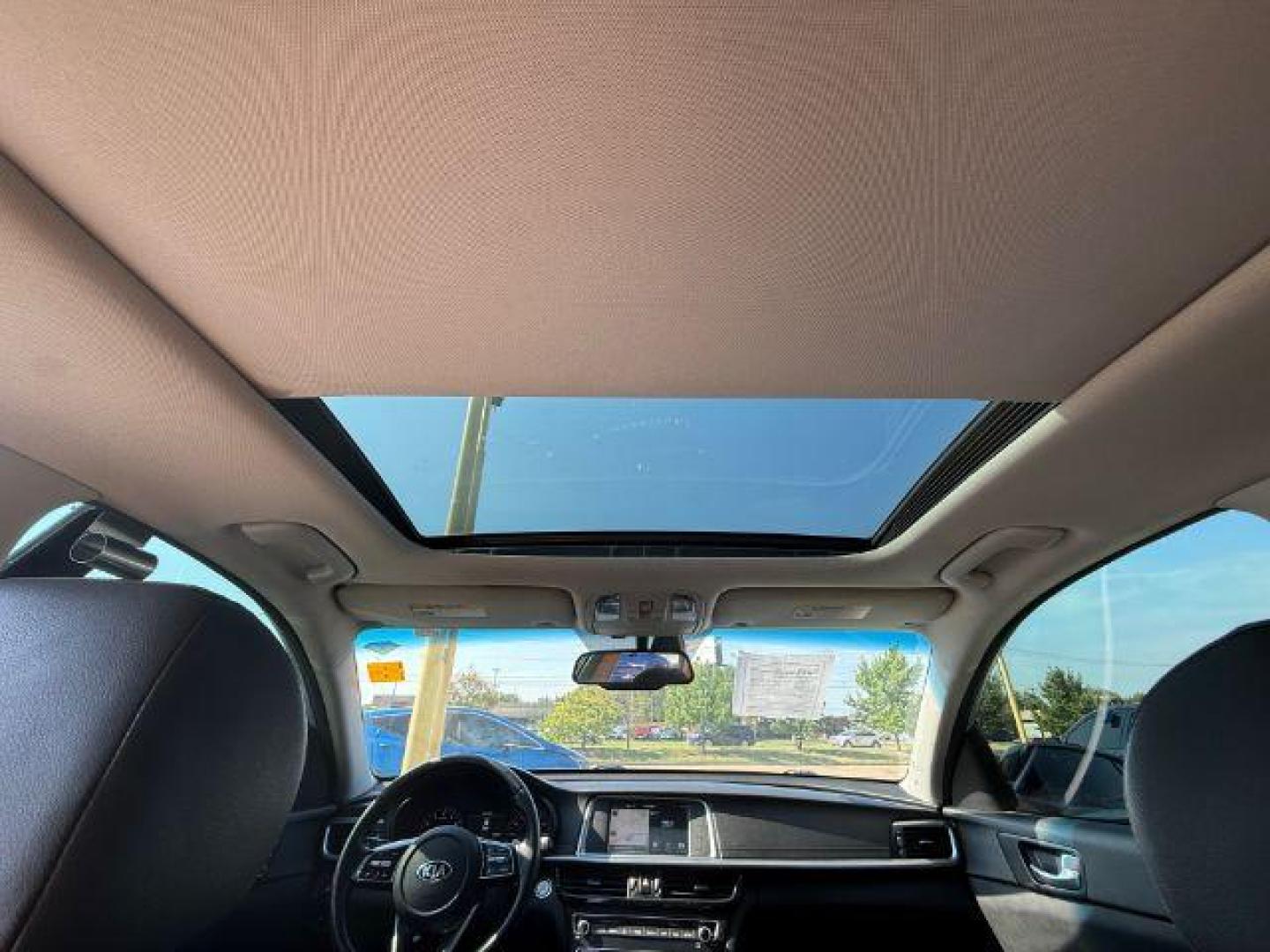 2020 SILVER Kia Optima SX Turbo (5XXGW4L2XLG) with an Theta II 2L I-4 gasoline direct injection engine, located at 2715 W Pioneer Pkwy, Arlington, TX, 76013, (817) 265-9009, 32.710262, -97.153236 - Photo#15