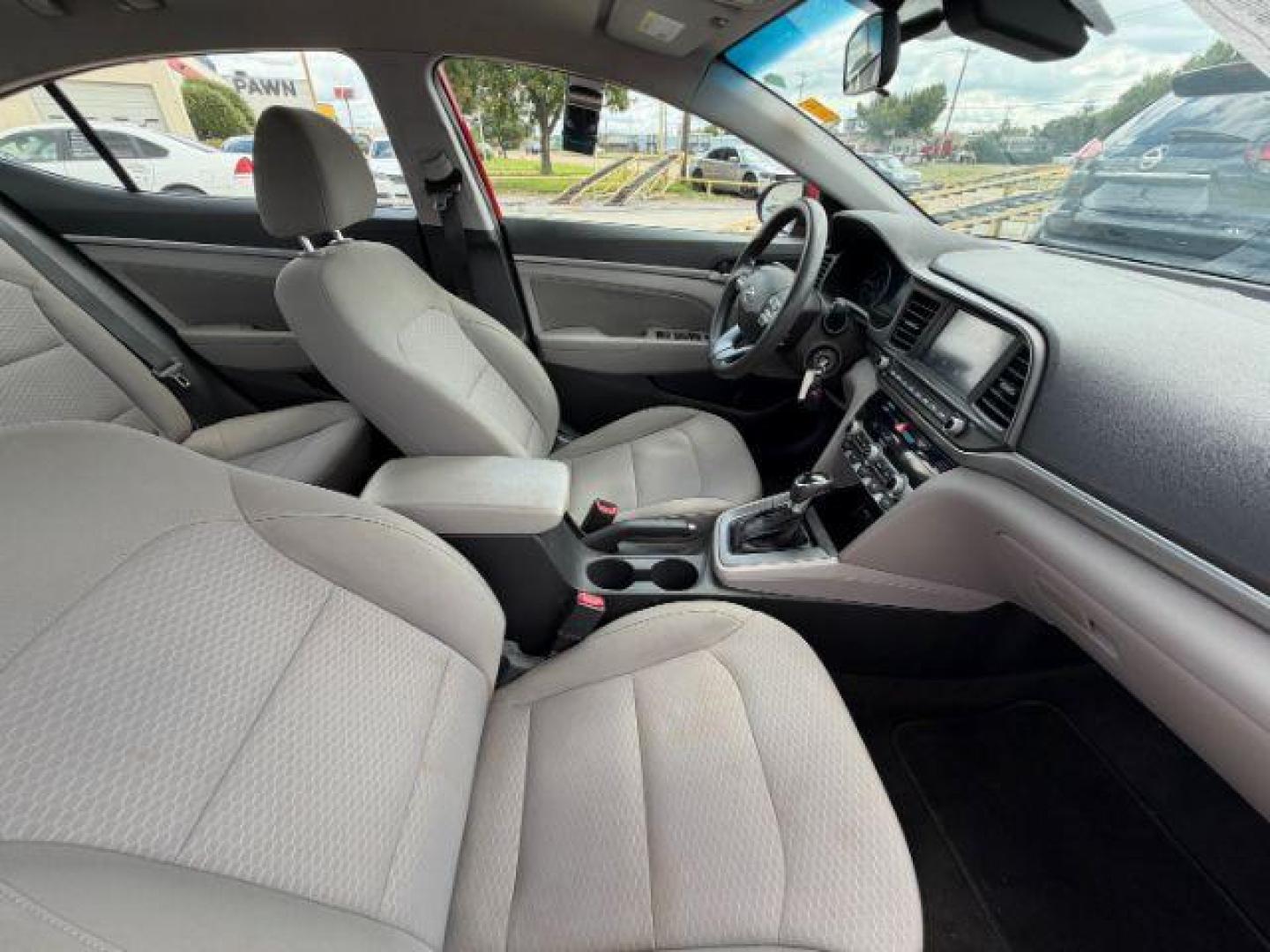 2020 RED Hyundai Elantra SEL (5NPD84LF4LH) with an Nu 2L I-4 DOHC engine, located at 2715 W Pioneer Pkwy, Arlington, TX, 76013, (817) 265-9009, 32.710262, -97.153236 - Photo#11