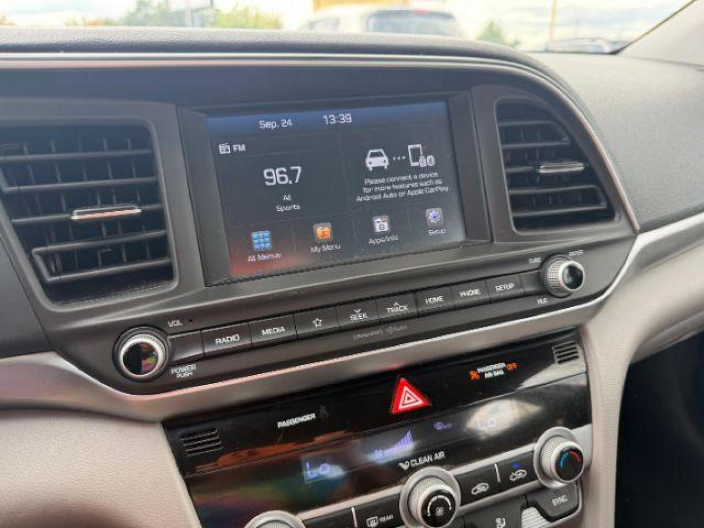 2020 RED Hyundai Elantra SEL (5NPD84LF4LH) with an Nu 2L I-4 DOHC engine, located at 2715 W Pioneer Pkwy, Arlington, TX, 76013, (817) 265-9009, 32.710262, -97.153236 - Photo#17