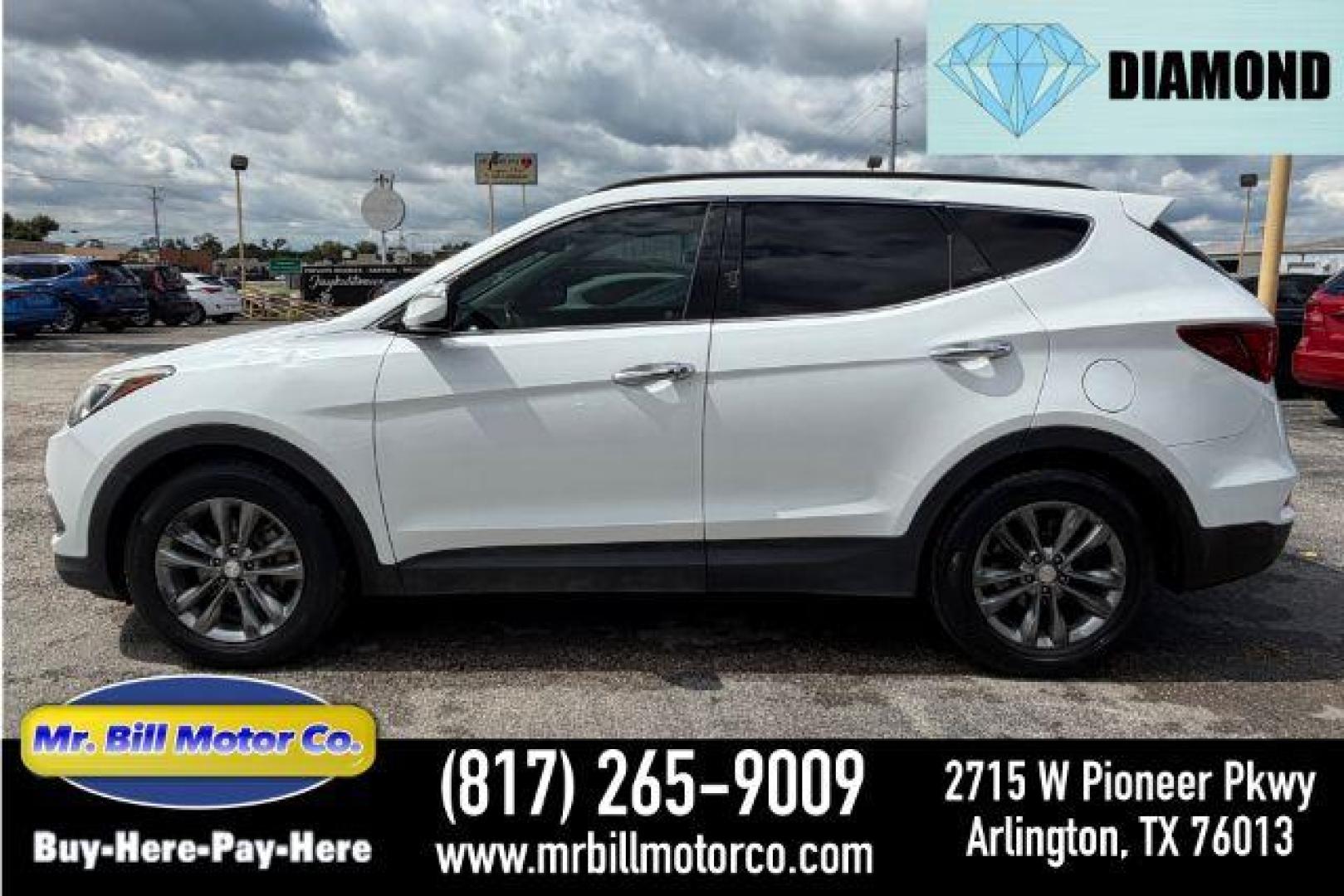 2017 Hyundai Santa Fe Sport 2.0T (5NMZU4LA8HH) with an Theta II 2L I-4 gasoline direct injection engine, located at 2715 W Pioneer Pkwy, Arlington, TX, 76013, (817) 265-9009, 32.710262, -97.153236 - Photo#0