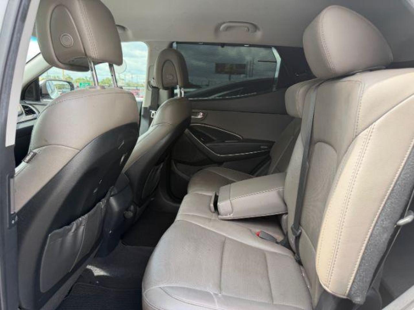 2017 Hyundai Santa Fe Sport 2.0T (5NMZU4LA8HH) with an Theta II 2L I-4 gasoline direct injection engine, located at 2715 W Pioneer Pkwy, Arlington, TX, 76013, (817) 265-9009, 32.710262, -97.153236 - Photo#9