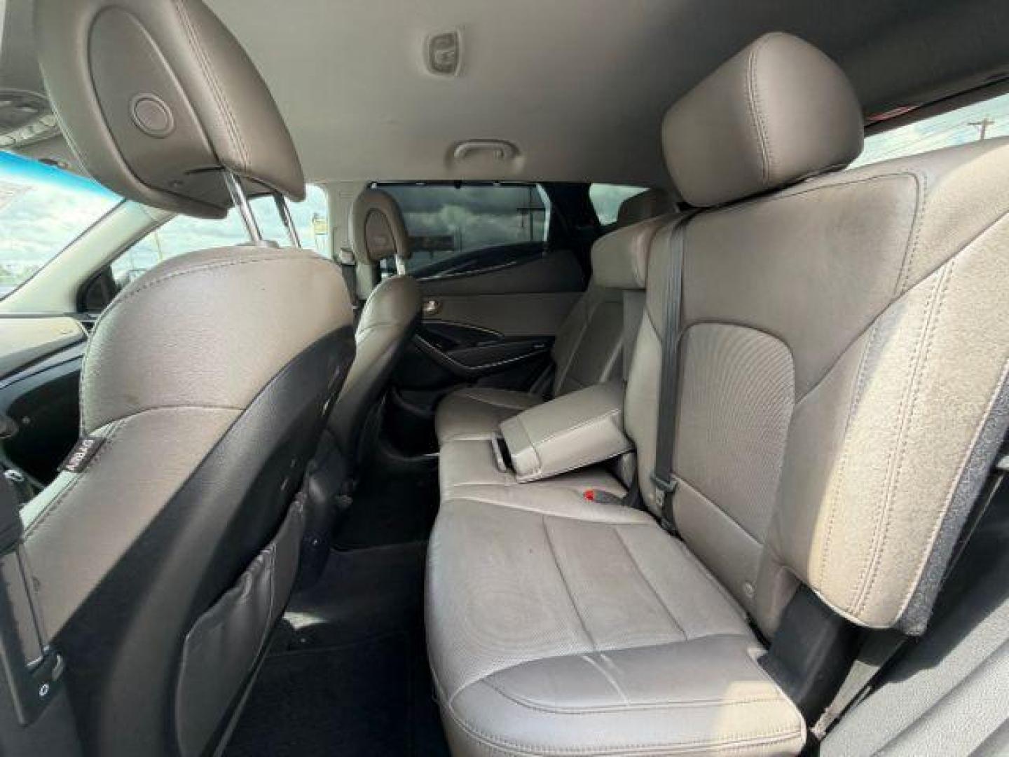 2017 Hyundai Santa Fe Sport 2.0T (5NMZU4LA8HH) with an Theta II 2L I-4 gasoline direct injection engine, located at 2715 W Pioneer Pkwy, Arlington, TX, 76013, (817) 265-9009, 32.710262, -97.153236 - Photo#10