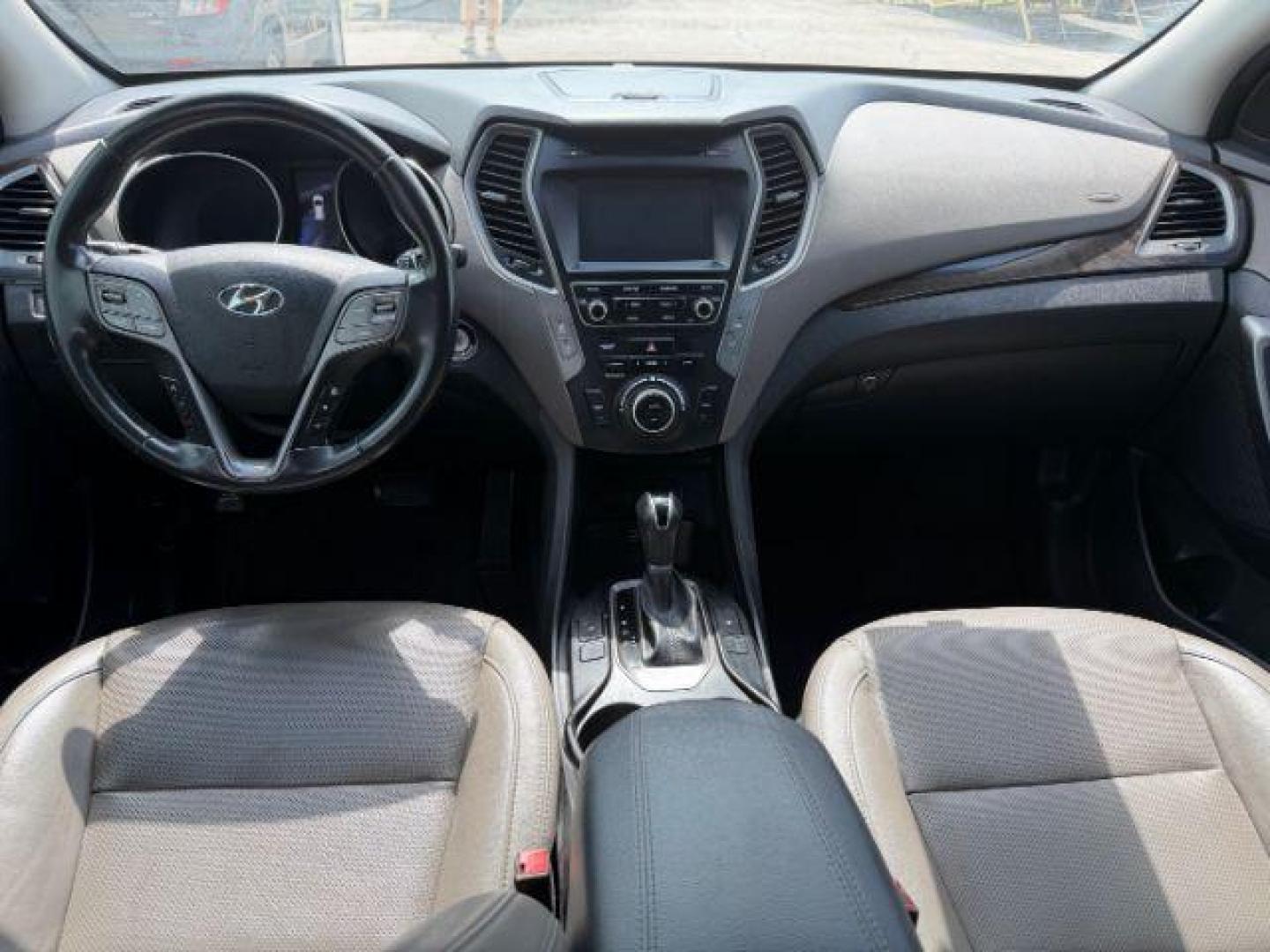 2017 Hyundai Santa Fe Sport 2.0T (5NMZU4LA8HH) with an Theta II 2L I-4 gasoline direct injection engine, located at 2715 W Pioneer Pkwy, Arlington, TX, 76013, (817) 265-9009, 32.710262, -97.153236 - Photo#11