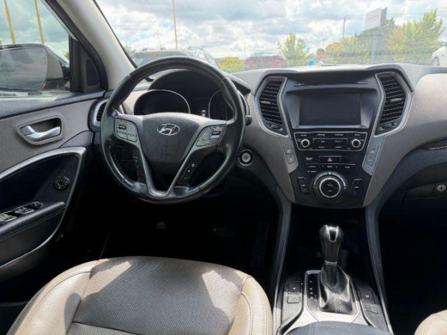 2017 Hyundai Santa Fe Sport 2.0T (5NMZU4LA8HH) with an Theta II 2L I-4 gasoline direct injection engine, located at 2715 W Pioneer Pkwy, Arlington, TX, 76013, (817) 265-9009, 32.710262, -97.153236 - Photo#12