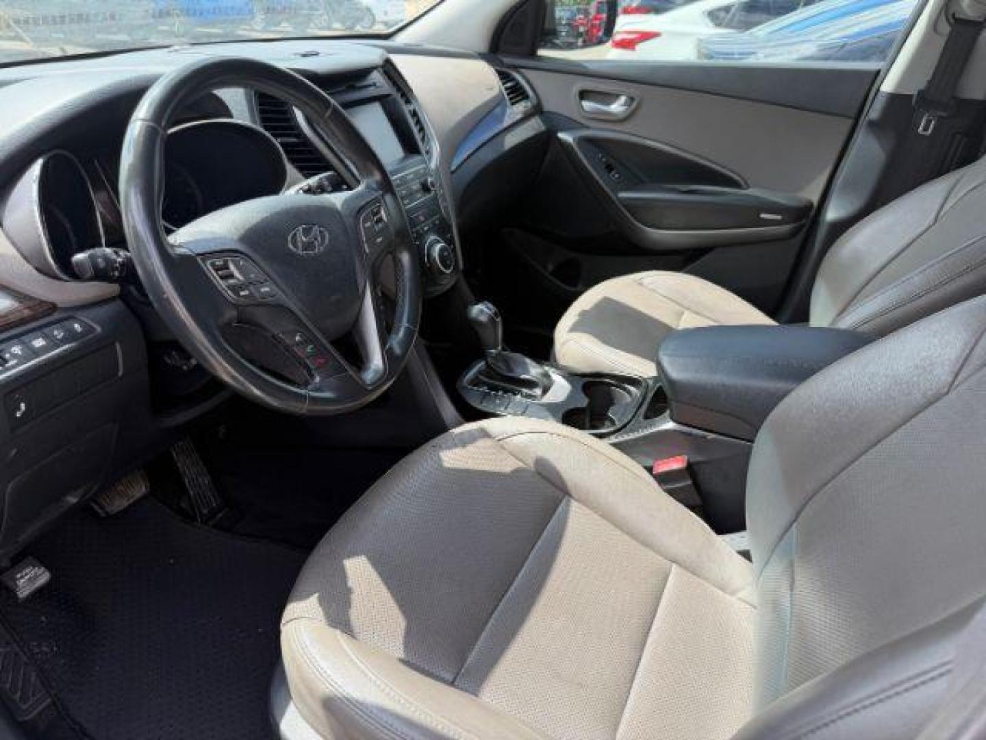 2017 Hyundai Santa Fe Sport 2.0T (5NMZU4LA8HH) with an Theta II 2L I-4 gasoline direct injection engine, located at 2715 W Pioneer Pkwy, Arlington, TX, 76013, (817) 265-9009, 32.710262, -97.153236 - Photo#14