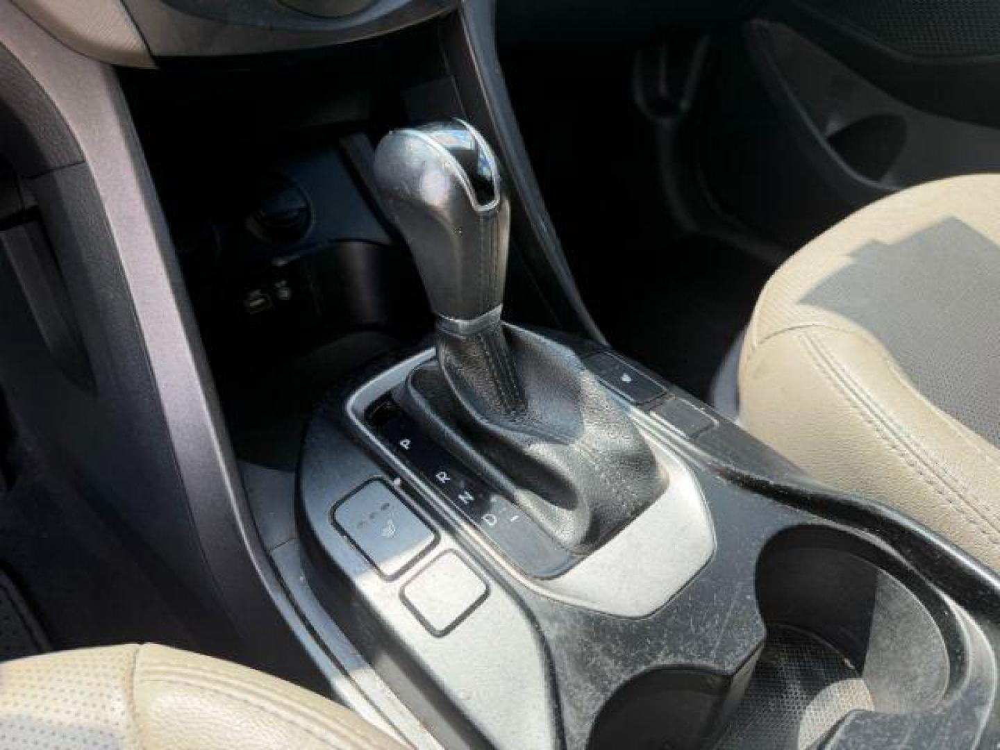 2017 Hyundai Santa Fe Sport 2.0T (5NMZU4LA8HH) with an Theta II 2L I-4 gasoline direct injection engine, located at 2715 W Pioneer Pkwy, Arlington, TX, 76013, (817) 265-9009, 32.710262, -97.153236 - Photo#15