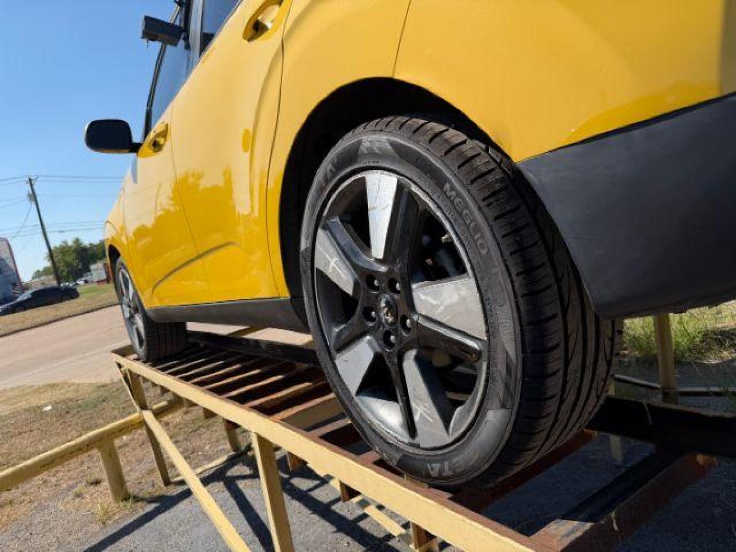 2020 YELLOW Kia Soul EX (KNDJ33AU6L7) with an 2L I-4 DOHC engine, located at 2715 W Pioneer Pkwy, Arlington, TX, 76013, (817) 265-9009, 32.710262, -97.153236 - Photo#9