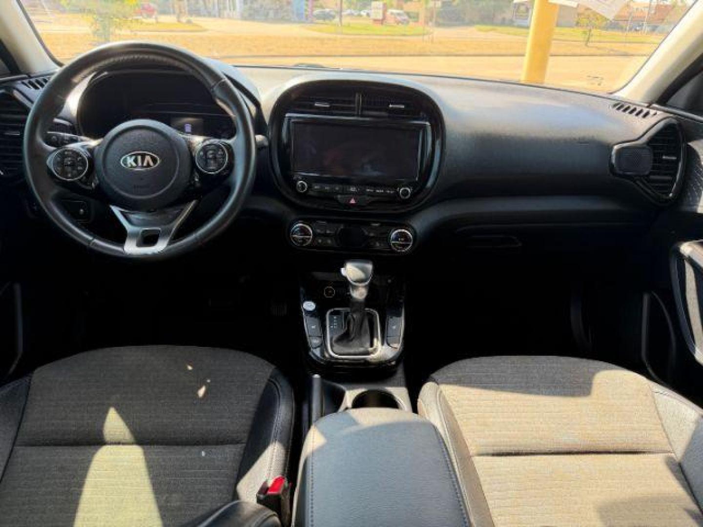 2020 YELLOW Kia Soul EX (KNDJ33AU6L7) with an 2L I-4 DOHC engine, located at 2715 W Pioneer Pkwy, Arlington, TX, 76013, (817) 265-9009, 32.710262, -97.153236 - Photo#12