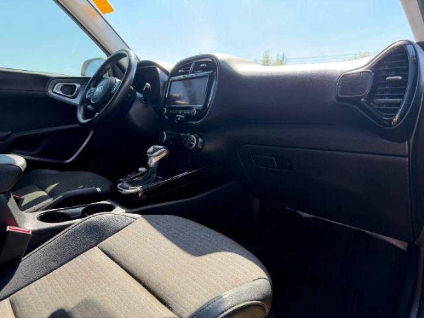 2020 YELLOW Kia Soul EX (KNDJ33AU6L7) with an 2L I-4 DOHC engine, located at 2715 W Pioneer Pkwy, Arlington, TX, 76013, (817) 265-9009, 32.710262, -97.153236 - Photo#14