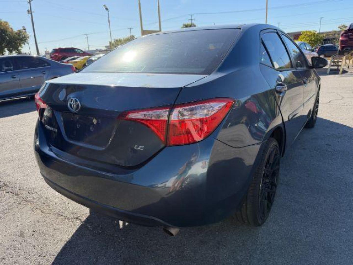 2017 GRAY Toyota Corolla LE (2T1BURHE9HC) with an 1.8L I-4 DOHC engine, located at 2715 W Pioneer Pkwy, Arlington, TX, 76013, (817) 265-9009, 32.710262, -97.153236 - Photo#6