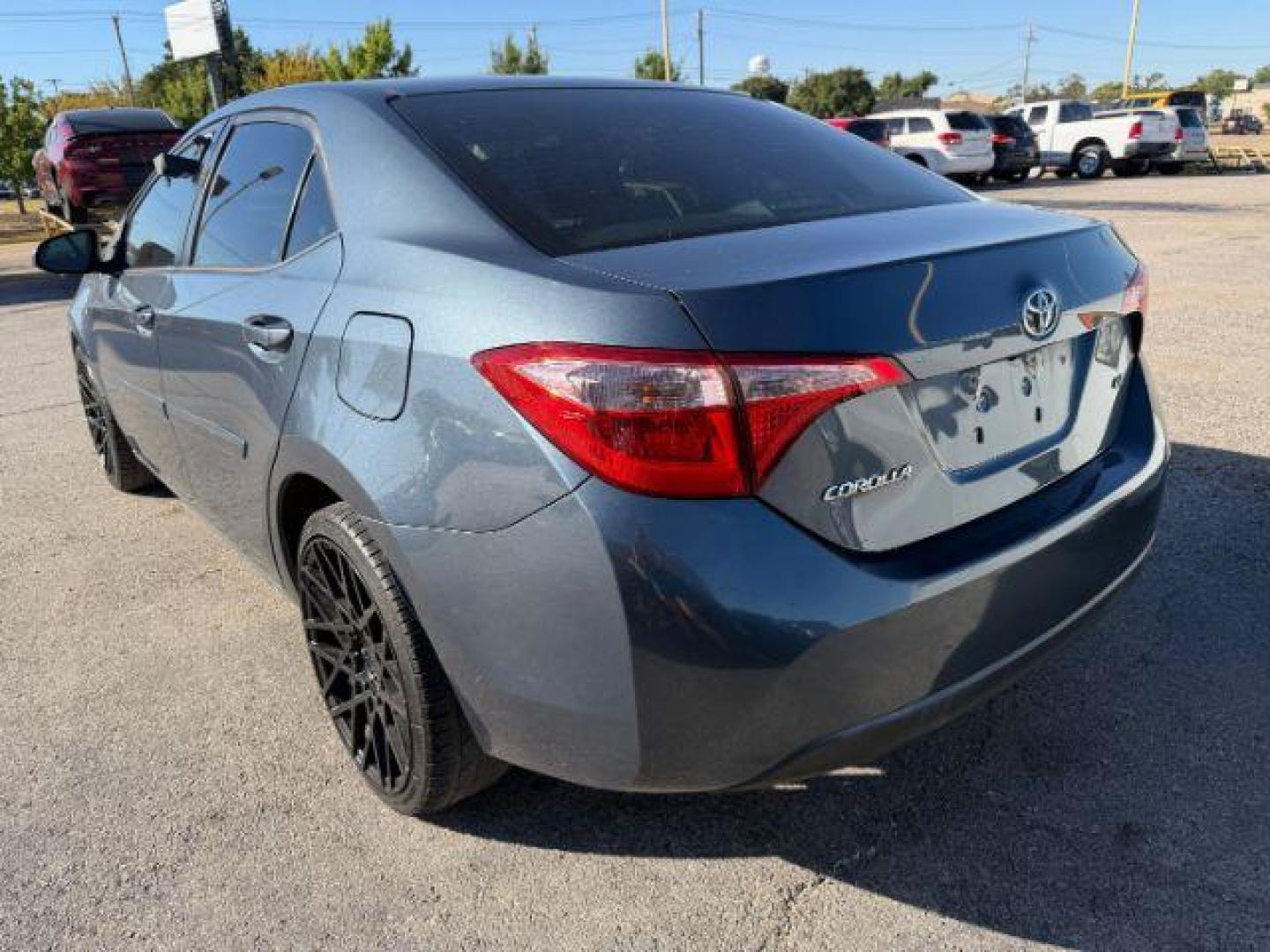 2017 GRAY Toyota Corolla LE (2T1BURHE9HC) with an 1.8L I-4 DOHC engine, located at 2715 W Pioneer Pkwy, Arlington, TX, 76013, (817) 265-9009, 32.710262, -97.153236 - Photo#8