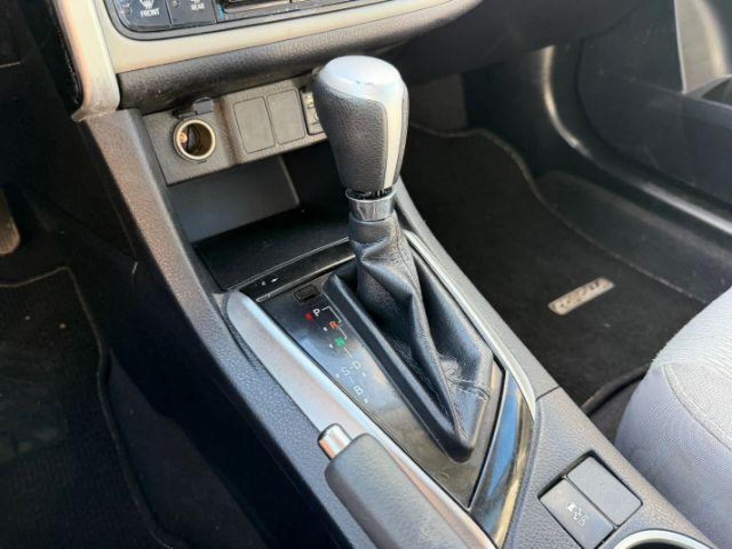 2017 GRAY Toyota Corolla LE (2T1BURHE9HC) with an 1.8L I-4 DOHC engine, located at 2715 W Pioneer Pkwy, Arlington, TX, 76013, (817) 265-9009, 32.710262, -97.153236 - Photo#16