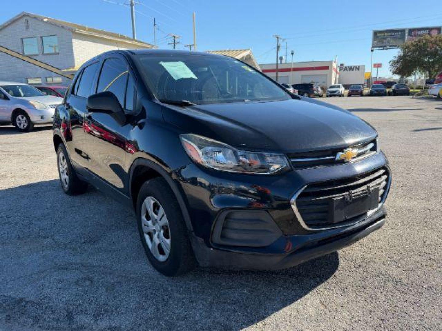 2019 Black Chevrolet Trax LS FWD (3GNCJKSB9KL) with an 1.4L L4 DOHC 16V engine, 6-Speed Automatic transmission, located at 2715 W Pioneer Pkwy, Arlington, TX, 76013, (817) 265-9009, 32.710262, -97.153236 - Photo#5