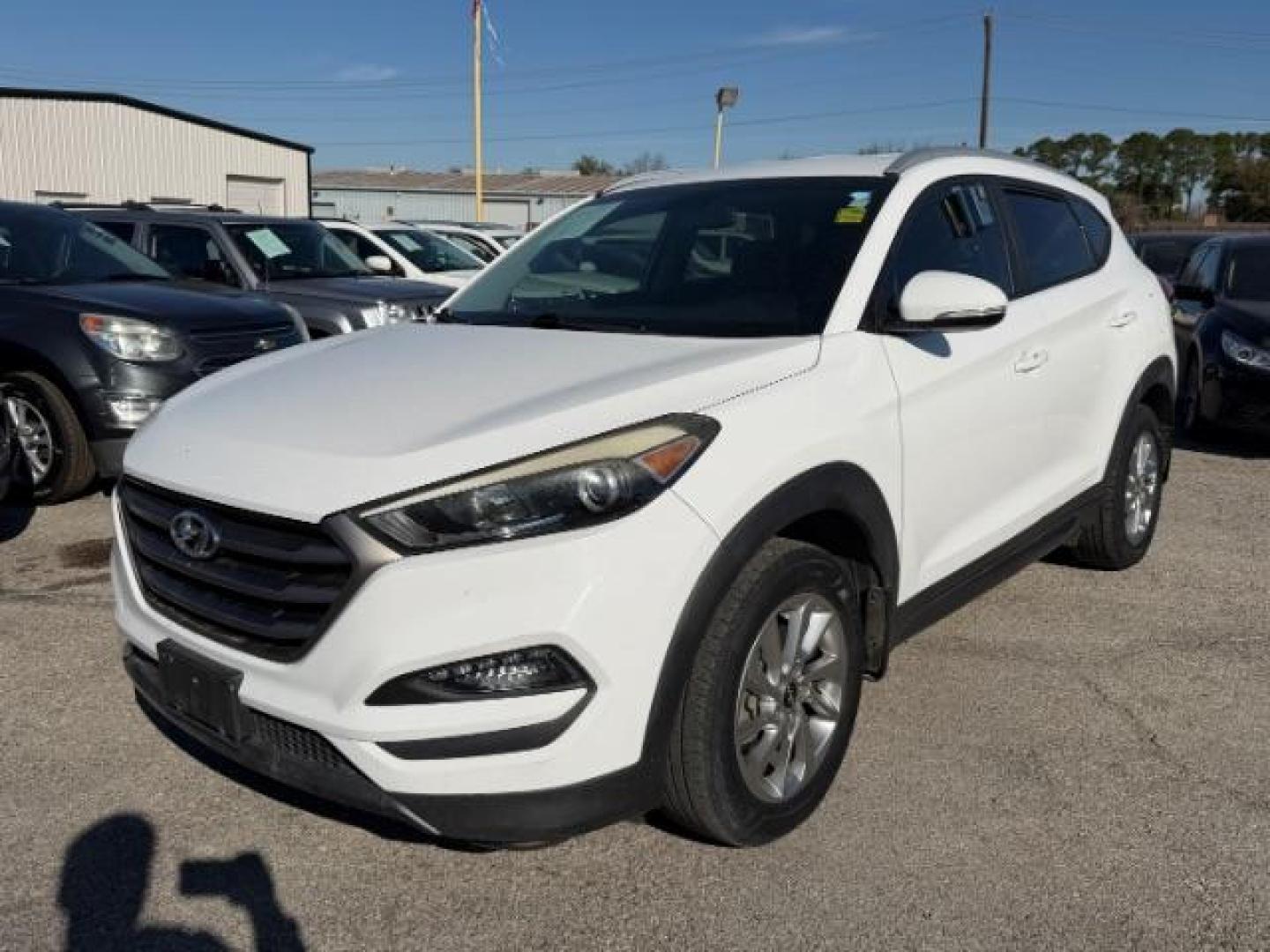 2016 WHITE Hyundai Tucson Eco (KM8J33A29GU) with an 1.6L I-4 gasoline di engine, located at 2715 W Pioneer Pkwy, Arlington, TX, 76013, (817) 265-9009, 32.710262, -97.153236 - Photo#3