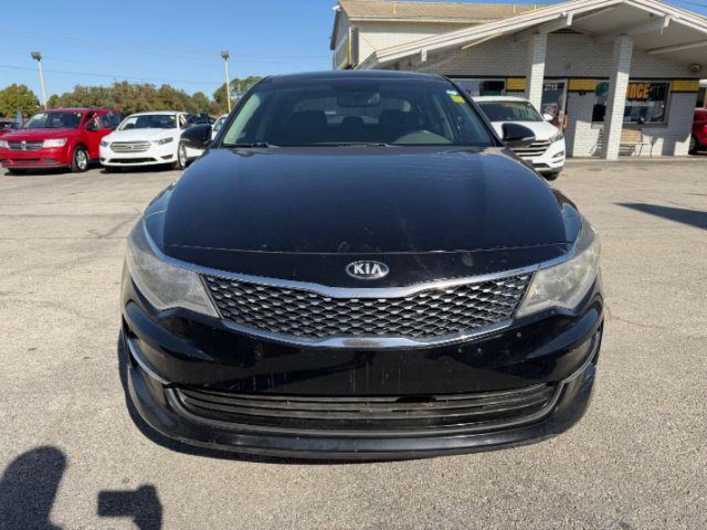 2018 BLACK Kia Optima EX (5XXGU4L34JG) with an Theta II 2.4L I-4 gasoline direct injection engine, located at 2715 W Pioneer Pkwy, Arlington, TX, 76013, (817) 265-9009, 32.710262, -97.153236 - Photo#4